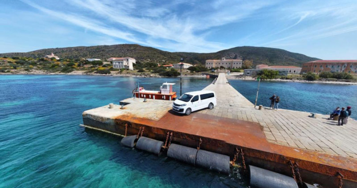 Visit Asinara - Escursione in Minibus al Porto di Fornelli