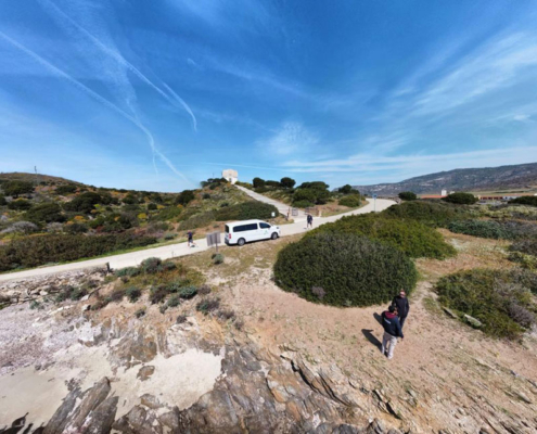 Visit Asinara - Escursione in Minibus all'Ossario